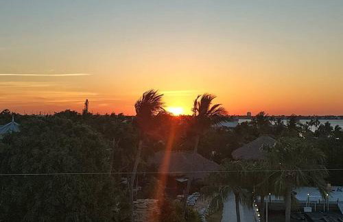 Oceanview Luxury Retreat 12 Guest 6 Beds Pool&Dock - Foto 16