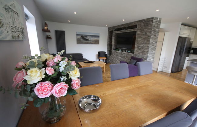 Four Corners Holiday Home with Hot Tub & Sauna - Foto 20