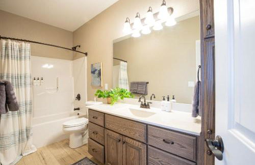 Luxury Home on Cove with Boat Slips, Waterslides, and Jump Deck - Foto 56