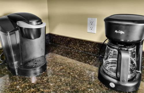 SMP 208 - Stunning 3 Bedroom Beachfront Condo! - Foto 13