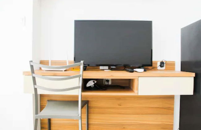 Modern Style Studio at The Nest Puri Apartment - Foto 30