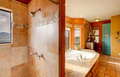 Mtn-View Adobe Home with Large Deck Near Prescott! - Foto 19