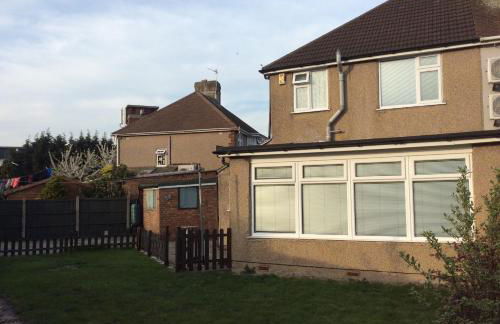 Bexleyheath Town Centre Four bedrooms, Five Beds House - Foto 19