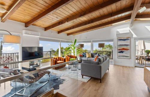 Serene Oceanview Escape with Expansive Deck home - Foto 11