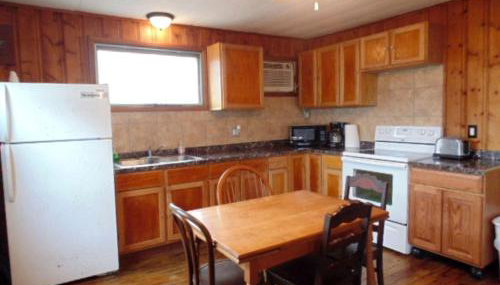 Secluded Cottage Rental in the Trees by Lake Erie, Ohio - Foto 3