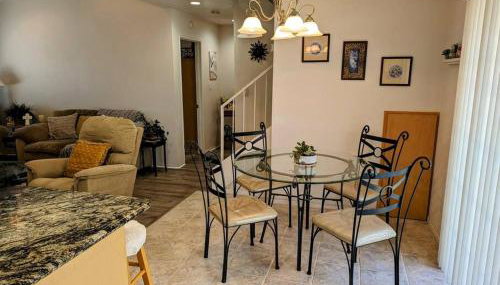 5 Minutes to South Bay Beaches! Private 2 bedroom 2 bath 2 level home with patio Excellent value! - Foto 3