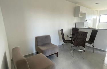 Ap em Juazeiro do Norte com dois quartos com cama de casal e ar condicionado - Foto 1