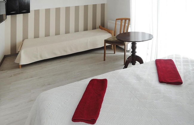 Villa in Troszyn by Lake With Natural Beach - Photo 15