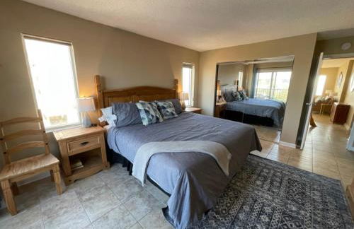 Playing Hooky at Dolphin Run-Oceanfront Condo-Pool - Foto 27