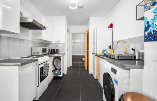 BROADWAY SUITE - Newly refurbished stylish apartment with FREE PRIVATE PARKING - Great location - Foto 27