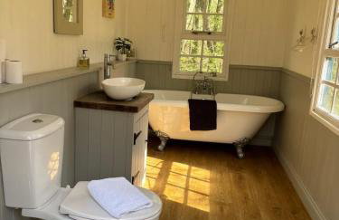Nightingale Camp private Glamping with hot tub - Foto 36