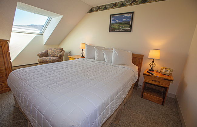 Black Bear Lodge - Photo 17