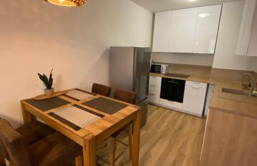 Nowy Apartament 5 Osob dobra lokalizacja 1 min z S6 300 m ul Franciszkanska - Photo 3