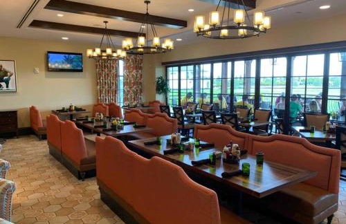 MINUTES FROM DISNEY 3bed 3bath Poolside at LUXURIOUS RESORT - Foto 28