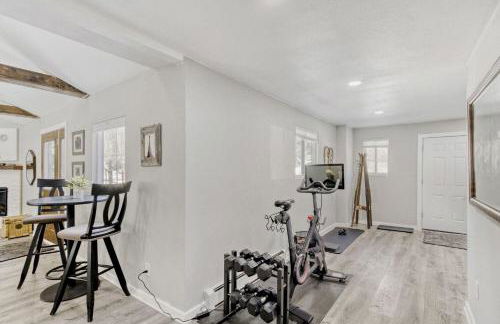 Black Hawk Getaway with Hot Tub cabin - Foto 4