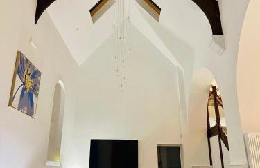 The Bell Tower - Foto 33