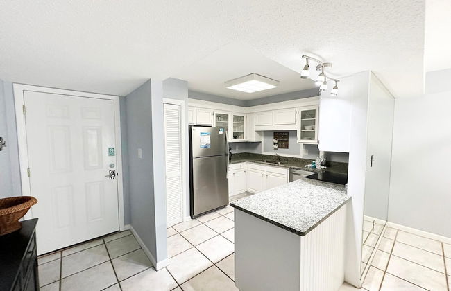 Chateau La Mer #5B - Foto 10