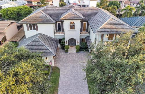 Luxury Home Villa D' Amore Southern Florida Paradise Sleeps 10 5 Bedroom Villa by RedAwning - Foto 42