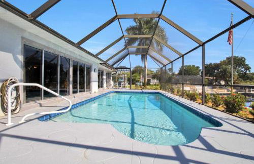 Pet Friendly Canal Front 3-Bedroom Grand Villa with Pool, Linai and Dock - Foto 49