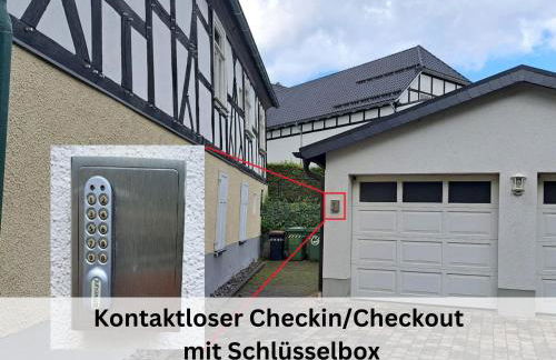 Ferienhaus Pape - 300m2, 17 Betten - mit großem privatem Garten, Pool, Dart, Sauna-, Grill- und Spielbereich - Ideal für Familien - Foto 42