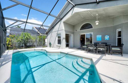 Private Pool Getaway Near Theme Parks - Foto 80