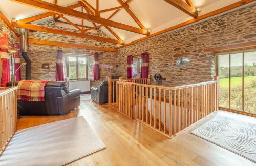 The Threshing Barn - Photo 2