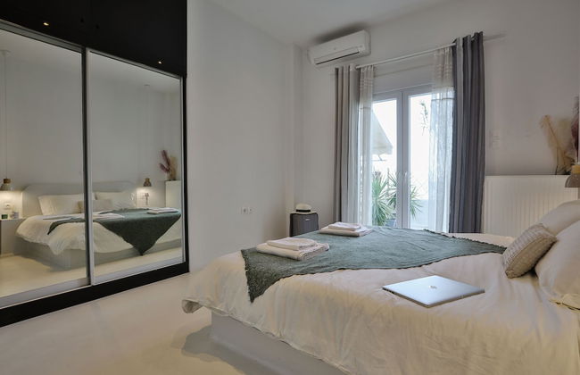 Penthouse & Apartments by the Sea near Airport - Foto 2