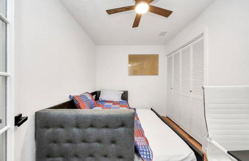 Stylish Katy Retreat 4BR Sleeps 10 Outdoor Escapre - Foto 40