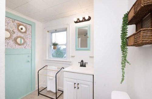 Cozy & Convenient Getaway 3BD 2BA Dog Friendly - Foto 76