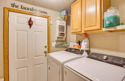 Cozy Lake Eufaula Hideaway with Fire Pit and Hot Tub! - Foto 12