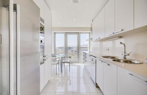 Penthouse With The Best Views! - Photo 28