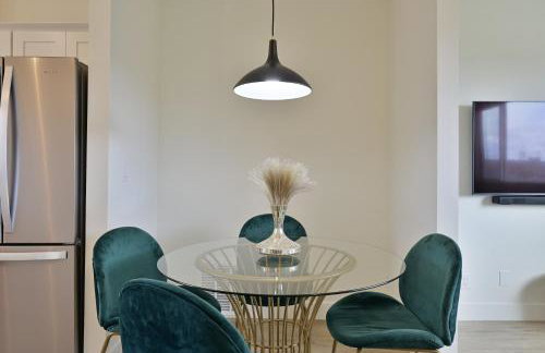 Modern Upstairs Loft - Newly Renovated! - Foto 10