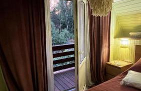 Leszczynowy domek nad jeziorem - Foto 37