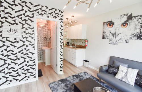 Charlotte tiny Home getaway 5 min to lake Wylie - Foto 1