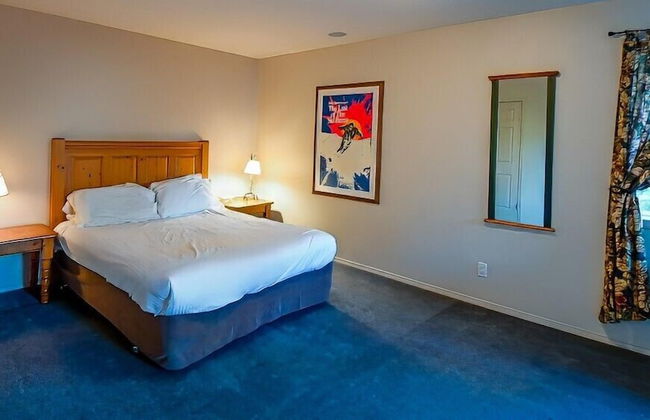 Polar Peak Lodges by Fernie Lodging CO - Photo 5