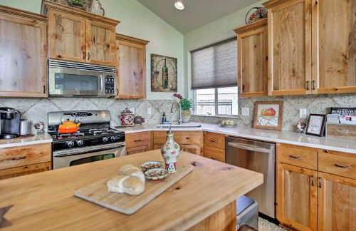 Polished McMinnville House Less Than 2 Mi from Town! - Photo 7