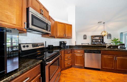 South Facing Private Pool with Lake View & Spa - Quiet Vacation Area - Family Friendly - Foto 61