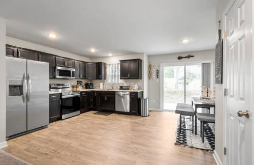 Roomy Getaway Elevate Your Stay, 6 Mins to RIC - Foto 9