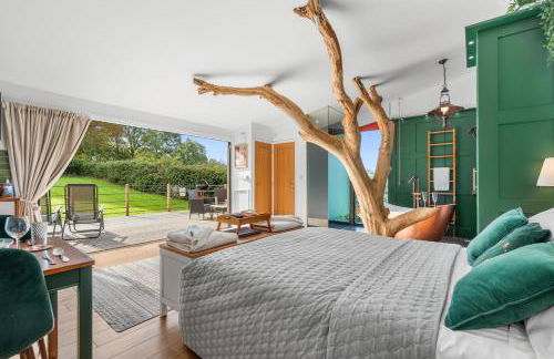 Ivy Cottage Holiday Cabins - Photo 16