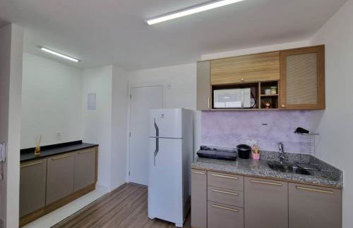 Conforto e segurança ao lado da estação de metrô prox Centro AP08 - Photo 4