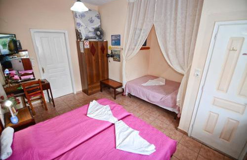 Ikaria Studios - Photo 30