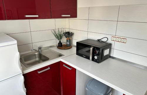 Studio Apartment near Beach Petrčane - Quiet & Central - Unit 2 - Foto 10