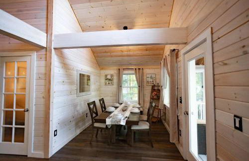 Gables End Escape Lakefront Dock Kayaks - Photo 17