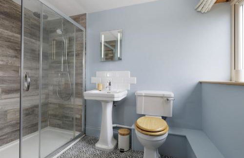 Longborough House - Photo 24