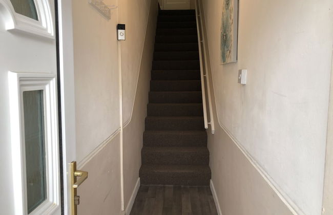 Lovely 2-bed Apartment in Solihull - Foto 17