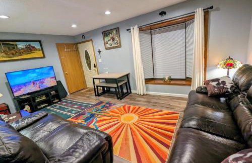 FairWestern, 5 bedrooms, 2 baths, sleeps 11 - Foto 3