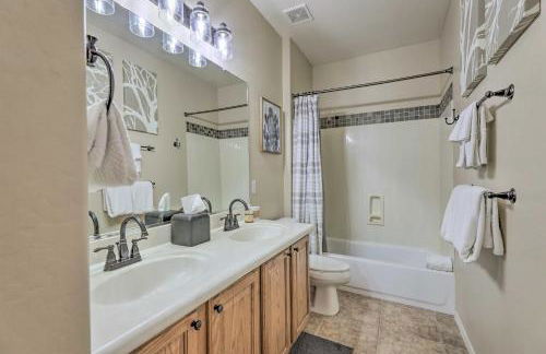 Near Golf and Spring Training Goodyear Home with Pool - Foto 21