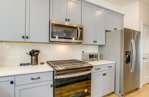 Walk to Dtwn Waterfront Eastern Shore Townhome! - Foto 8