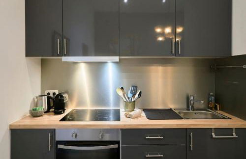 Appartement cosy proche du tram avec parking privé - Foto 51