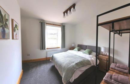 Flexible Accommodation - Newly renovated characterful cottage - Photo 22